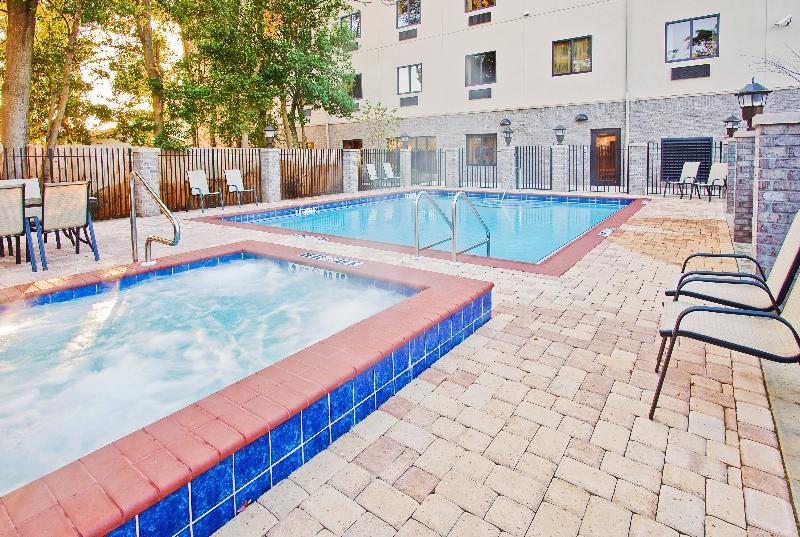 Holiday Inn Express Hotel & Suites Pensacola-West Navy Base By Ihg Beach Haven Zewnętrze zdjęcie